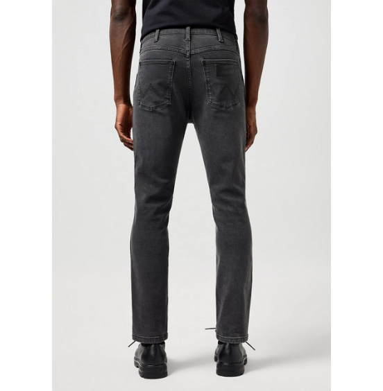 WRANGLER LARSTON 812 WHISPERED WASH 112362433 SLIM TAPERED GREY
