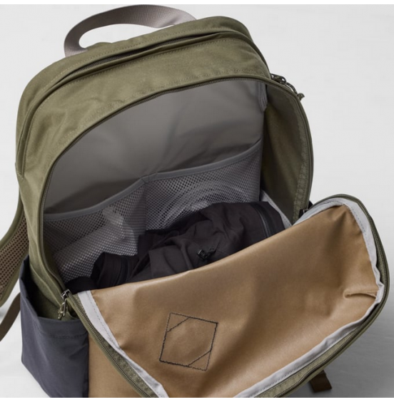 FJALLRAVEN VARDAG BACKPACK 17 L. ΣΑΚΙΔΙΟ ΠΛΑΤΗΣ 23200300-037 COAL BLACK
