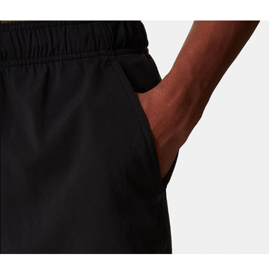 THE NORTH FACE M 24/7 7IN SHORT NF0A3O1BJK3 BLACK 