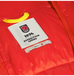 FJALLRAVEN Expedition Pack Down Hoodie M F86121-334 TRUE RED